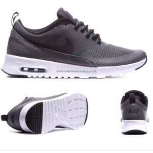 💫Women's Nike Air Max Thea Txt Grey Sz 9💫